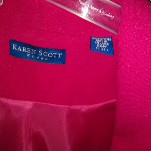 Ladies Karen Scott Red Suit Skirt With Lining Sz 22 W Make An Offer - Picture 11 of 12
